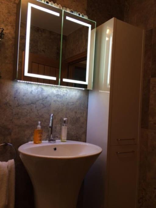 River Road, Littlehampton, Executive Apartment Esterno foto
