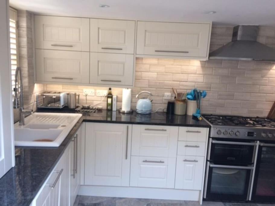 River Road, Littlehampton, Executive Apartment Esterno foto