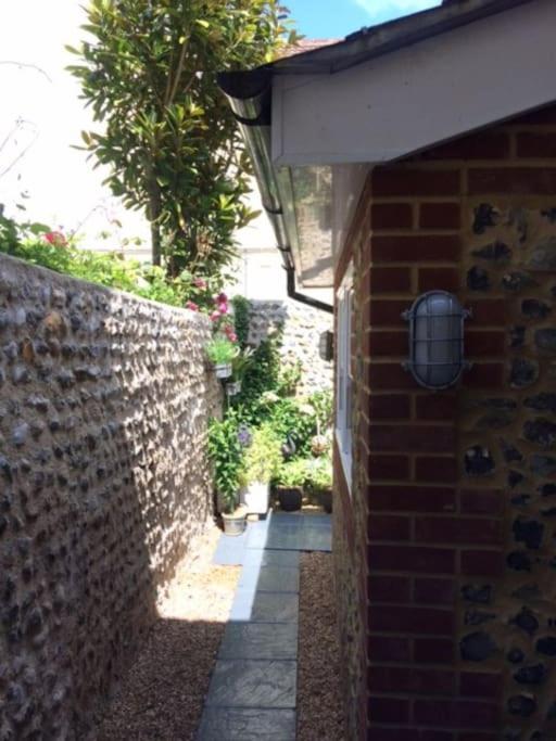 River Road, Littlehampton, Executive Apartment Esterno foto